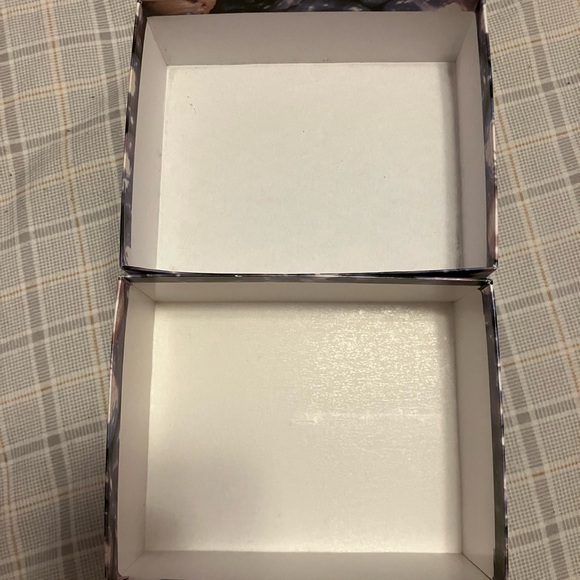 Authentic Rolex outer box - Picture 3 of 7
